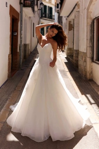 JH Bridal by Jimme Huang HG10215 #1 thumbnail