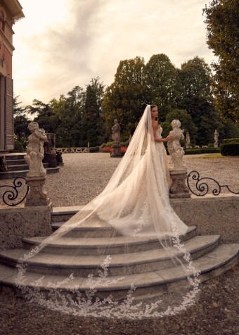 Randy Fenoli Goddess #13 thumbnail